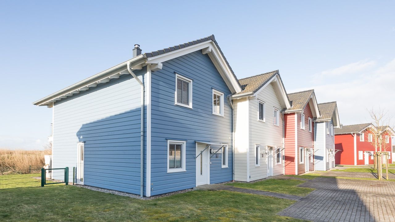 ExteriorSummer ExteriorSummer